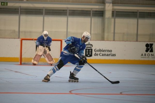 Hockey L&iacute;nea: Derrota de un mermado Arona Tenerife Guanches en el derbi canario ante Molina Sport
