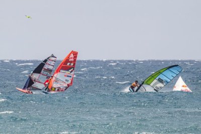 Windsurf: Blanca Alabau y Enrico Marotti mantienen el liderazgo en Slalom