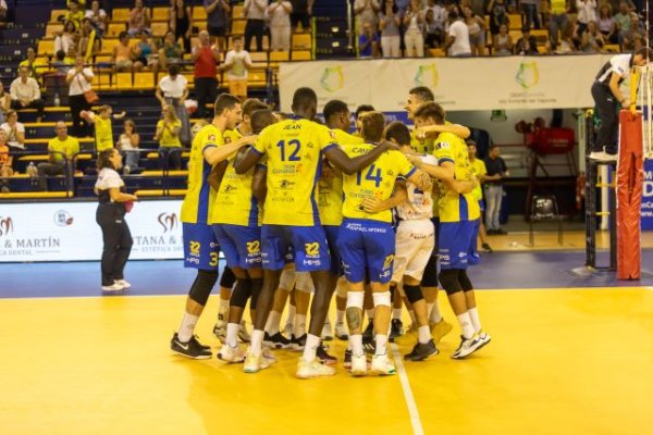 Voleibol: El CV Guaguas no da margen a la sorpresa ante el ConectaBalear CV Manacor
