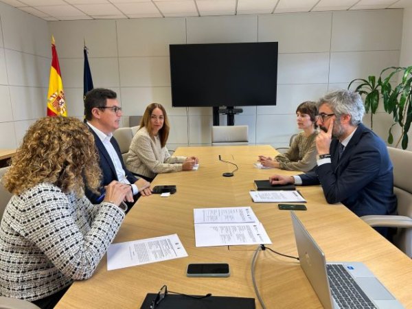 El Ejecutivo canario acuerda con el Estado una nueva adenda al convenio de carreteras para su prórroga hasta 2030