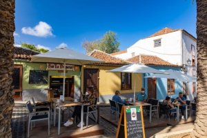 Turismo de Canarias y el Colegio de Ingenieros facilitan el acceso a las ayudas de eficiencia energética