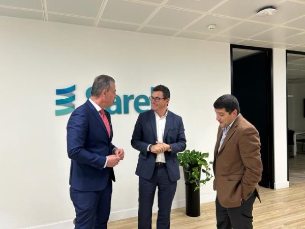 La Consejería se interesa por la cartera de inmuebles de la Sareb en Canarias