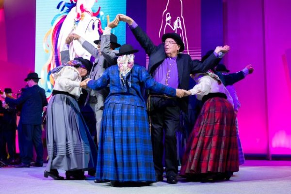 Farallón de Tábata, Chromatic Dúo y Poliguanches ofrecen un gran espectáculo en la octava edición de &#039;Cantares a Gáldar&#039;