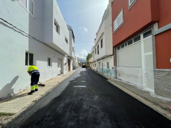 G&aacute;ldar: El nuevo Plan de Asfaltados del Ayuntamiento arranca en Piso Firme y Los Quintanas