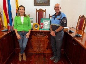 Agaete suma dos desfibriladores y se refuerza como espacio cardioprotegido