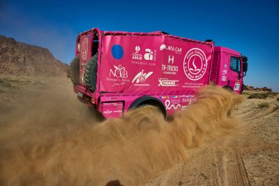 Dakar 2024: El Elefante Rosa triunfa en la etapa de los terrenos cambiantes