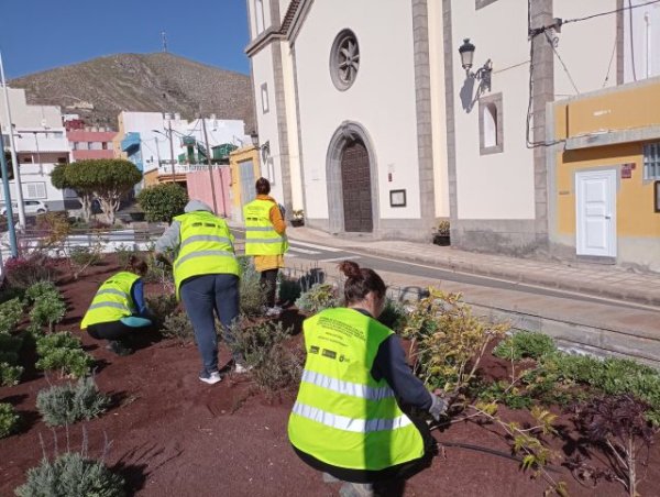 Guía ejecuta un programa de empleo para unidades familiares sin recursos