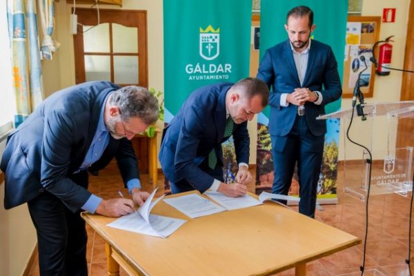 El Ayuntamiento de Gáldar financia el despliegue de fibra óptica en Piso Firme y Las Rosas