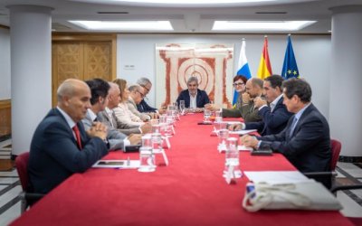 Canarias respalda con una sola voz el texto legal para una distribuci&oacute;n extraordinaria de menores migrantes