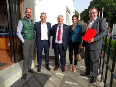 Banco Santander se une al f&uacute;tbol canario para ofrecer importantes ventajas a los clubes