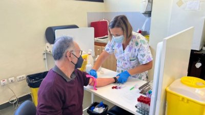 Sanidad comienza en La Palma las anal&iacute;ticas para el estudio ISvolcan sobre impacto de la erupci&oacute;n en la salud