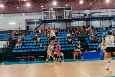 Voleibol Superliga Femenina 2: El Arona Voley cierra su temporada como local con un cómodo triunfo sobre Madrid Chamberí