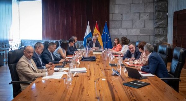 El Gobierno avanza la tramitación de dos instalaciones de emergencia en Tenerife para evitar apagones