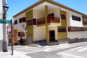 El Pleno de Valleseco propone a Gregoria Navarro Cardero y Tito Salvador Santana Rodríguez como Hija e Hijo Predilecto del municipio