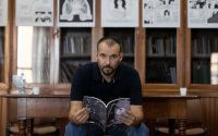Rayco Pulido presenta su primera biografía que ilustra, ‘Ida y vuelta: Una biografía de don José Viera y Clavijo'
