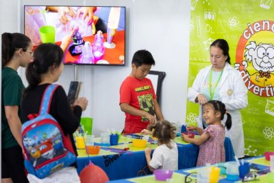 La nutricionista Sof&iacute;a Giaquinta ha abierto hoy la segunda jornada de En Modo Family