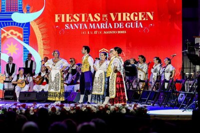 Los Gofiones ponen el broche de oro al XXXII Festival Nacional de Folklore Isla de Gran Canaria en Guía