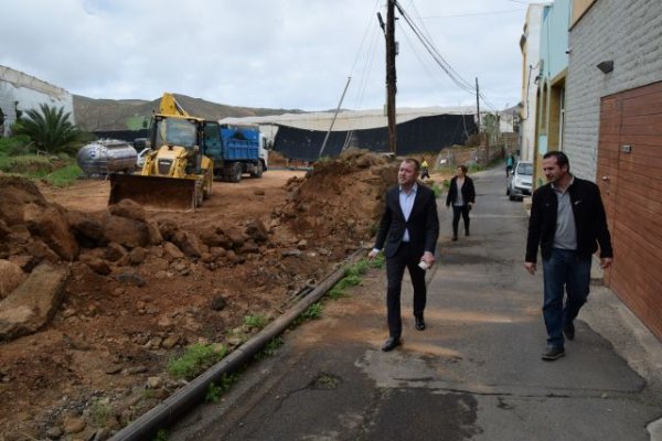 Gáldar: Arranca la obra de ensanche de la calle Coruña, en Nido Cuervo