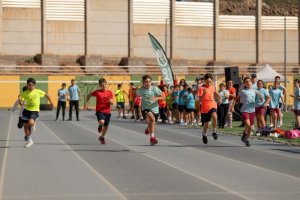Más de 400 escolares disfrutan de una jornada deportiva con las I Olimpiadas Escolares de Gáldar