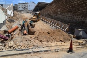 G&aacute;ldar: Contin&uacute;an los trabajos de construcci&oacute;n de una nueva calle de acceso a La Monta&ntilde;a desde la calle Delgado