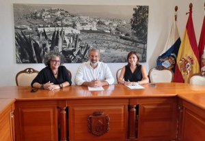 Villa de Firgas: toma de posesión de Dña. Teresa Reyes Alves como nueva Secretaria General