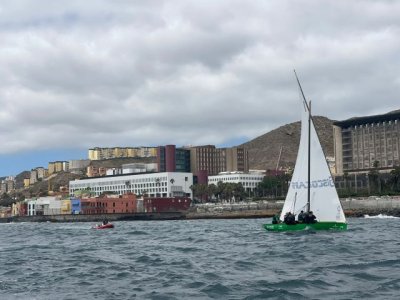 Vela Latina Canaria: El Hospital La Paloma Pueblo Guanche conquista el Concurso D&iacute;a de Canarias y aprieta la lucha por la Copa Cabildo de Gran Canaria