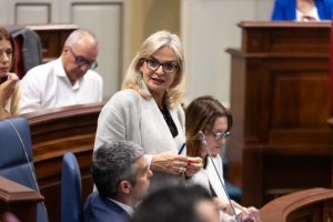 Esther Monzón anuncia que los hospitales de La Gomera y El Hierro podrán dispensar tratamientos de Quimioterapia