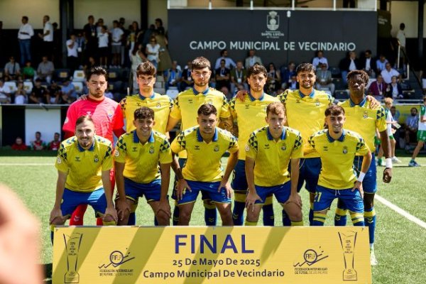 Futbol: Las Palmas Atlético revalida la Copa José Antonio Ruiz Caballero en una emocionante final decidida por penales