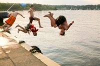 Llamamiento a la prudencia de los ba&ntilde;istas ante lesiones medulares por una mala zambullida