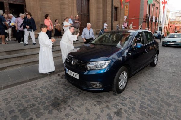 Gáldar: Bendición de los coches esta tarde con motivo de la Festividad de San Cristóbal