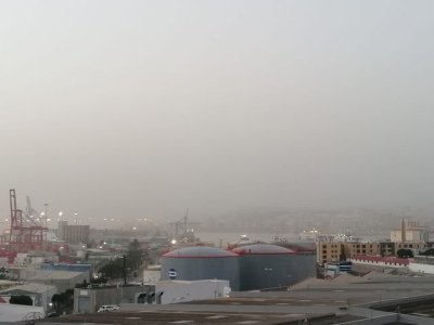 Sanidad recomienda a las personas m&aacute;s sensibles tomar precauciones ante la presencia de calima