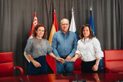 La Gomera: Cabildo, Ayuntamiento de San Sebasti&aacute;n y VISOCAN firman el convenio para la construcci&oacute;n de viviendas protegidas en el municipio