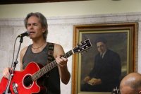 El cantante Heriberto Cruz ofrece el recital interdisciplinar 'Para seguir andando' en la Casa-Museo Tom&aacute;s Morales de Moya