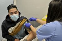 El SCS ha administrado m&aacute;s de 221.000 segundas dosis de refuerzo con las nuevas vacunas contra la covid-19