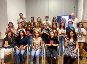 El Cabildo entrega a la Biblioteca Insular de Gran Canaria la colección ‘Jóvenes Talentos Literarios’