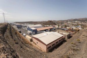 El Cabildo licita la planta fotovoltaica del Matadero insular