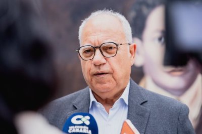 Curbelo traslada la solidaridad de La Gomera con Venezuela tras los fuertes terremotos de este jueves