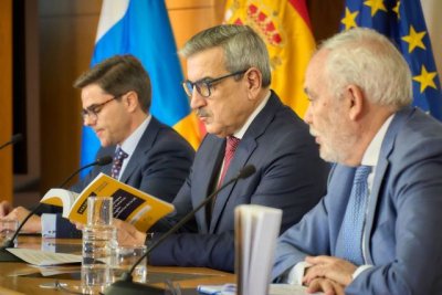 Hacienda compendia en un libro toda la legislaci&oacute;n europea aplicable a Canarias como RUP