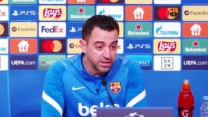 Xavi: "Ansu Fati est&aacute; muy afectado, el lunes decidiremos qu&eacute; hacemos"