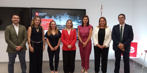 La Universidad Europea de Canarias organizó el tercer foro Universidad y sociedad