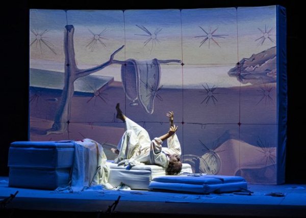 El Guiniguada celebra el Día Mundial del Teatro con ‘Diario de un loco’, de Profetas de Mueble Bar