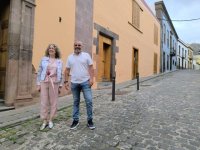 El alcalde de Guía, Alfredo Gonçalves, presenta, junto a la subdelegada del Gobierno de Canarias, Teresa Mayans, el programa ‘Administración Cerca de Ti’