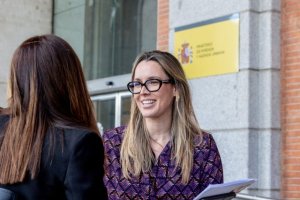 Canarias presenta al Ministerio la documentaci&oacute;n para garantizar el 100% de bonificaci&oacute;n del transporte p&uacute;blico