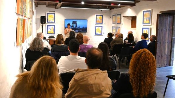 Las IV Cl&aacute;sicas Tertulias de G&aacute;ldar arrancan con &eacute;xito de la mano de la divulgadora Lidia G. Merenciano