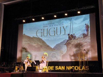 La presentación del documental “GUGUY” reúne a numeroso público y refuerza el interés por el patrimonio de La Aldea