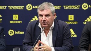 Manuel Vizca&iacute;no vuelve a pedir a Luis Rubiales que arregle el VAR