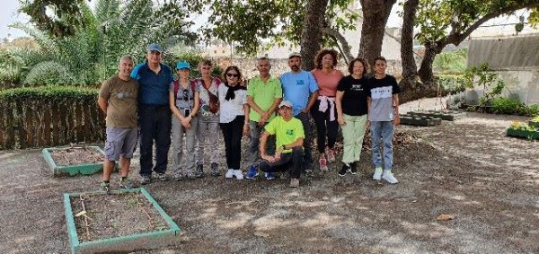 Nutrida participación en la ruta por el Arbolado Urbano de Telde dinamizada por el Colectivo Turcón