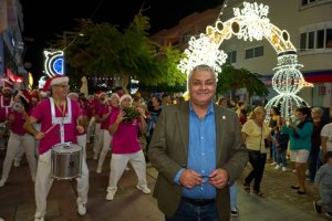 Puerto del Rosario da la bienvenida a la Navidad con el encendido navideño más “luminoso” hasta la fecha en la capital