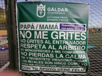 El Ayuntamiento de G&aacute;ldar instala nuevos carteles en las instalaciones deportivas para promover el respeto en el deporte base