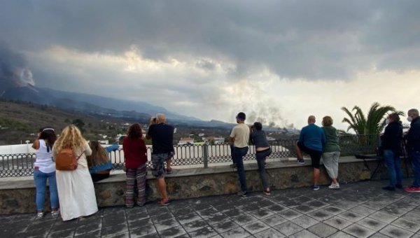 El aumento de visitantes obliga al refuerzo de los controles de las carreteras